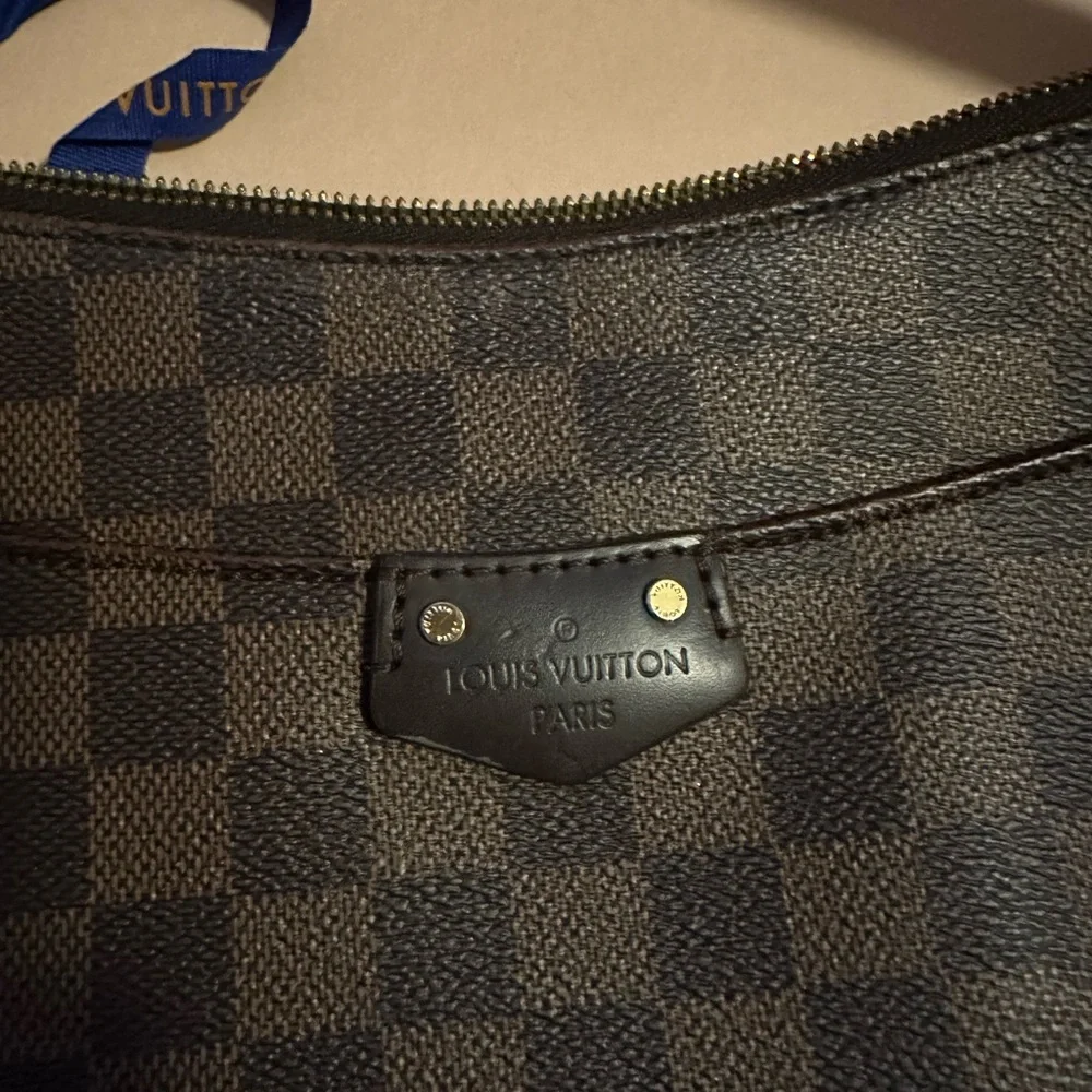 LOUIS VUITTON South Bank Besace Damier Ebene Crossbody bag purse original - Picture 2 of 15
